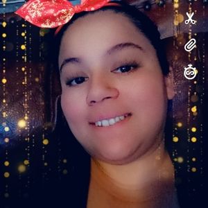 Meet your Posher, Raquel